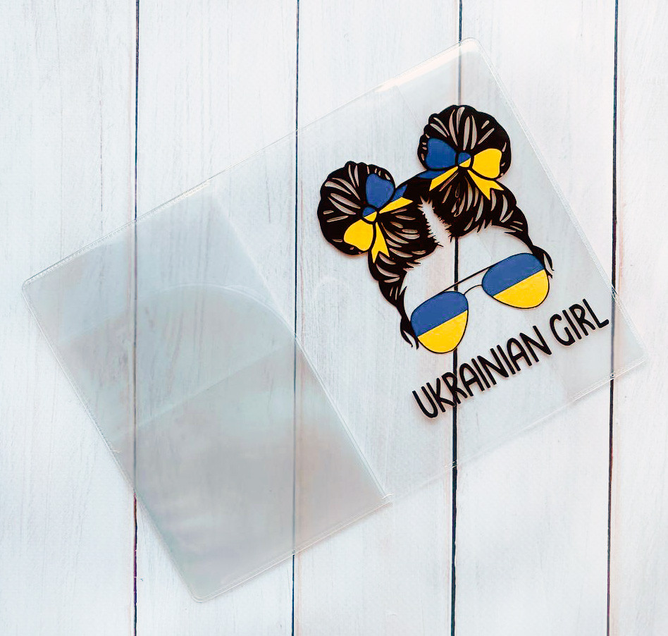Обкладинка на паспорт книжечку Українська дівчина (патріотичний принт 113)