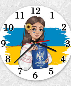 Годинник настінний Дівчина з паспортом (принт 12)