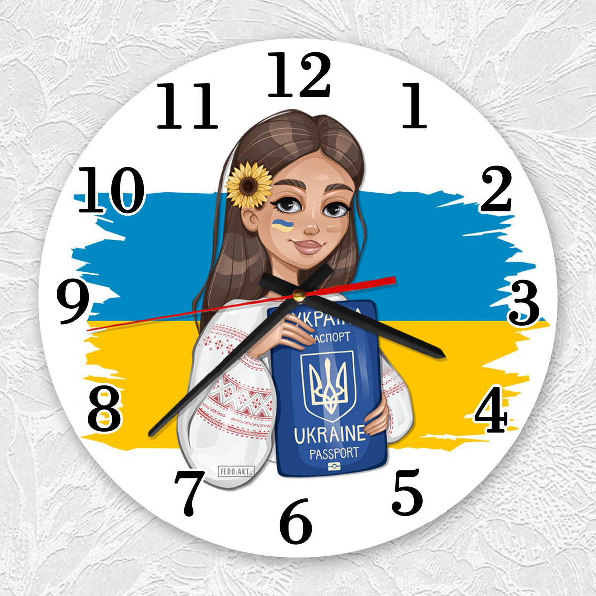 Годинник настінний Дівчина з паспортом (принт 12)