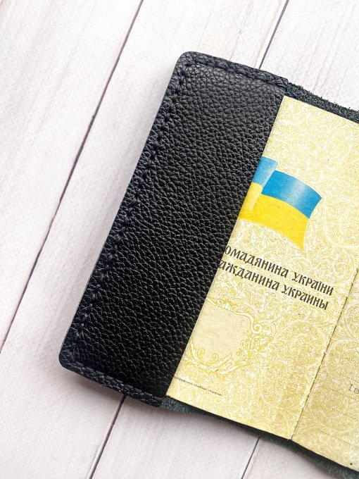 Шкіряна обкладинка на паспорт книжечку Стрічка, Тризуб. Україна (патріотичний принт 253) - Зображення 5
