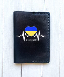 Шкіряна обкладинка на паспорт книжку Чорна (принт 71)