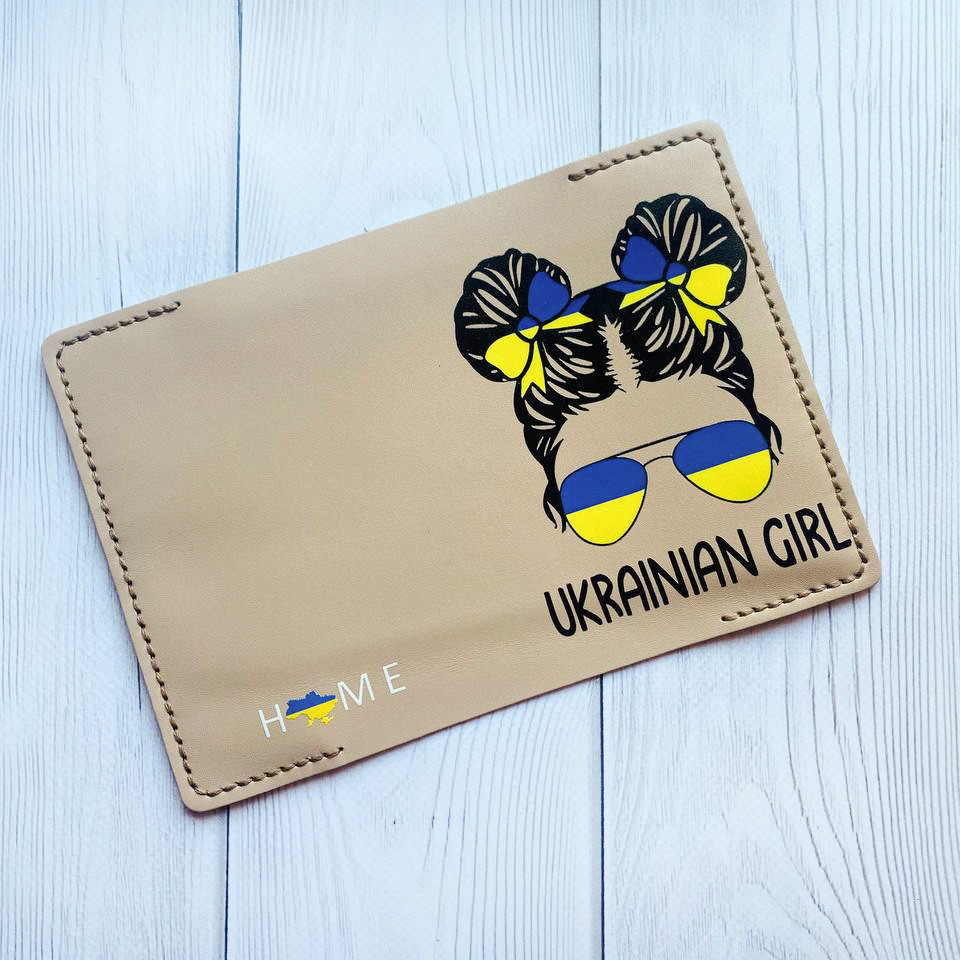 Шкіряна обкладинка на паспорт книжку Бежева (принт 113)