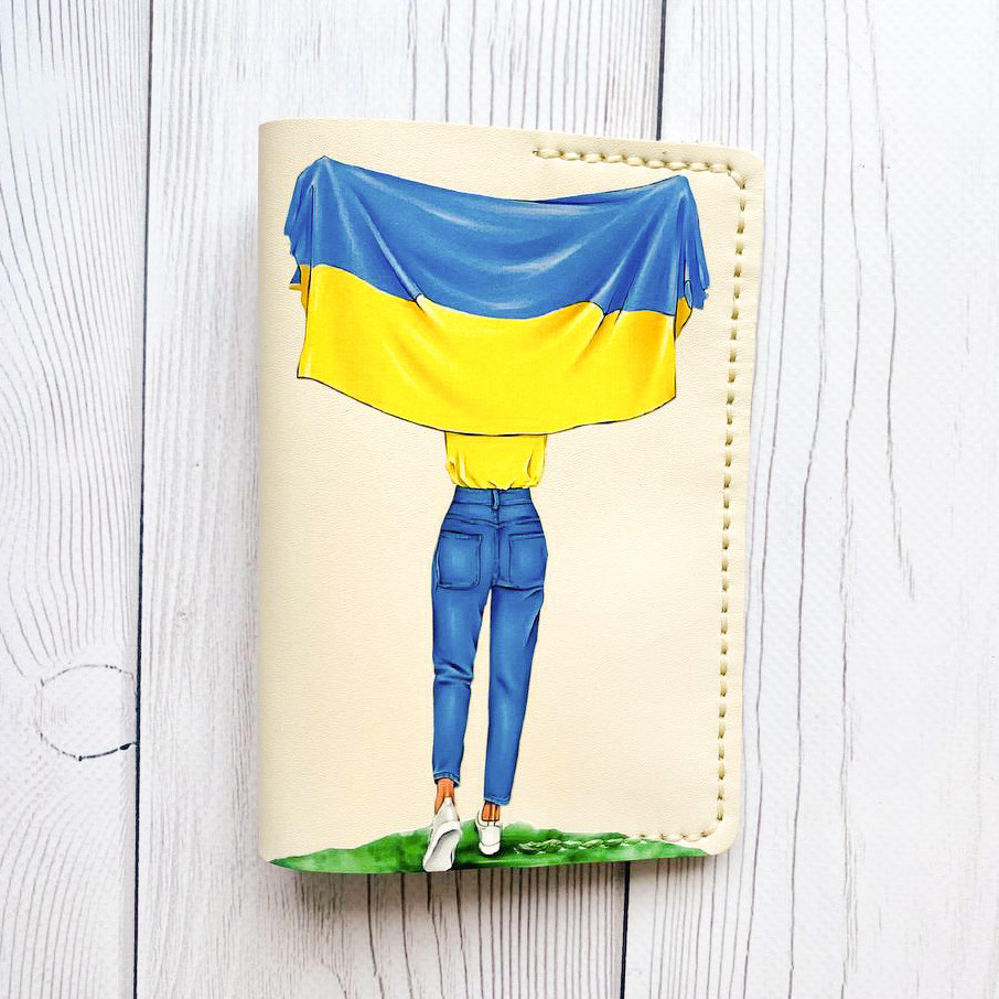 Шкіряна обкладинка на паспорт книжку Біла (принт 263)